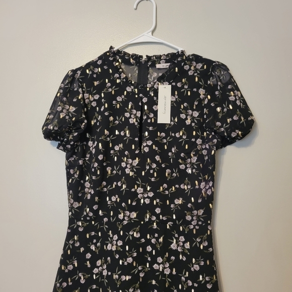 Francescas Floral Dress - Picture 3 of 7